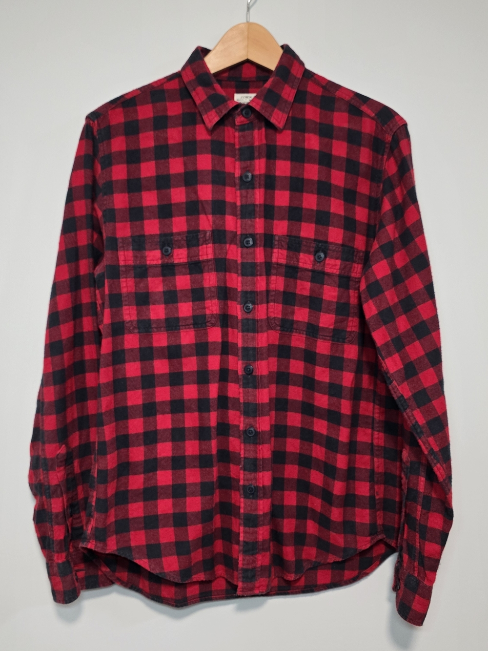 Red & Black Buffalo Check Flannel Shirt - Men's Casual Button-Up Slim Fit